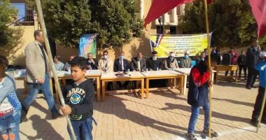قوافل علاجية وتعليمية لأهالى قرية البرشا ببرنامج تعزيز المواطنة بالمنيا