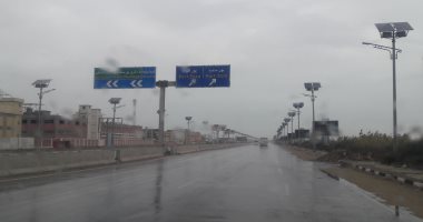 هطول أمطار متوسطة على مدينتى بورسعيد وبورفؤاد وانخفاض درجات الحرارة.. صور