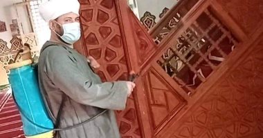 استمرار أعمال التطهير والتعقيم بمساجد الإسكندرية بعد انتهاء صلاة الجمعة