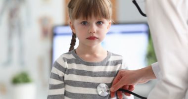 هل يوجد لدى الأطفال معدل ضربات قلب مختلف عن البالغين؟