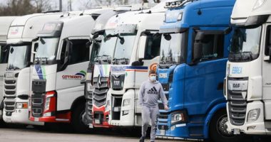أزمة الشاحنات فى بريطانيا تنتقل إلى اسبانيا وعبر أوروبا
