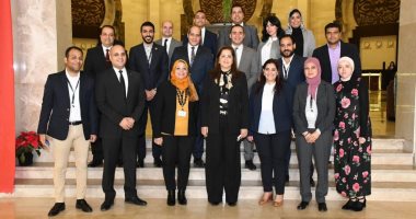 وزيرة التخطيط تتفقد سير العمل بلجان تقييم جائزة مصر للتميز الحكومي