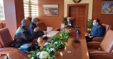 محافظ بورسعيد يتابع تنفيذ قرارات مجلس الوزراء لمواجهة فيروس كورونا
