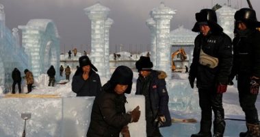 هاربين الصينية.. رحلة تعدين الثلج لبناء قلاع وجسور جليدية.. ألبوم صور 