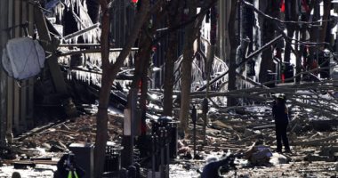 صور.. الشرطة الأمريكية تبحث عن أدلة فى انفجار مدينة ناشفيل