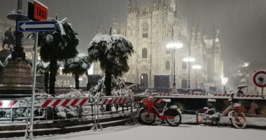 شوارع إيطاليا تتزين بالثلوج فى عيد الميلاد.. فيديو وصور