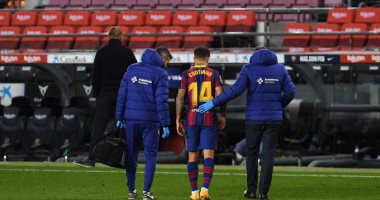 برشلونة مُهدد بفقدان كوتينيو 4 أشهر بعد الإصابة ضد إيبار 