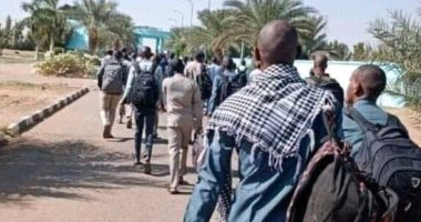 وزير الداخلية السودانى يصدر قرارًا بفصل 185 طالبًا من كلية الشرطة