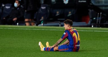 برشلونة يعلن سفر كوتينيو إلى البرازيل لمواصلة العلاج من إصابة الركبة