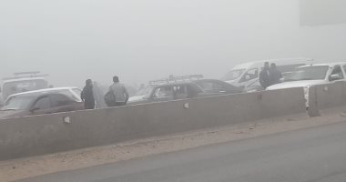 إعادة فتح طريق شبرا بنها الحر أمام حركة السيارات بعد زوال الشبورة.. فيديو