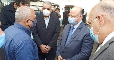 محافظ القاهرة يتفقد ميدانى رمسيس وعبد المنعم رياض لمتابعة الالتزام بالكمامات
