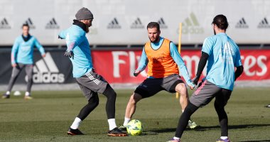 ريال مدريد يخوض تدريباته لمواجهات قوية يناير الجارى..فيديو وصور