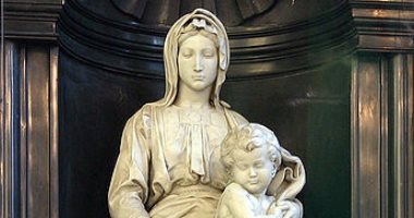 100 منحوتة عالمية.. "السيدة والطفل" تمثال مهم فى بلجيكا 