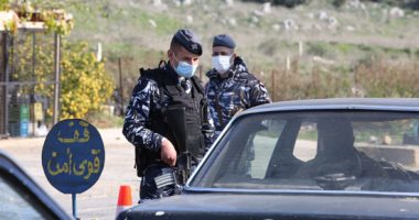 الشرطة اللبنانية تقيم حواجز للتأكد من تطبيق منع التجول خلال عيد الفصح