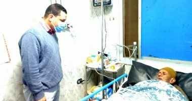 وكيل صحة المنوفية يراقب منظومة الأكسجين بمستشفى الشهداء المركزى