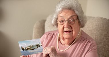 وفاة آخر طيار بريطانى من الحرب العالمية الثانية عن عمر يناهز 103 أعوام