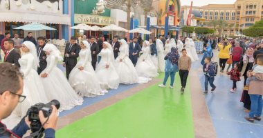 حفل زفاف جماعى لـ1050 فتاة يتيمة بالقرى الأكثر احتياجًا فى الغربية.. صور