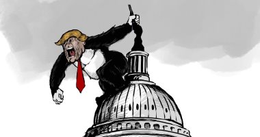 ترامب متشبث بالسلطة ويرفض تركها بسهولة فى كاريكاتير فلسطينى