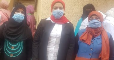 استلام 4 آلاف بطاقة رقم قومى بالمجان لغير القادرات في بنى سويف