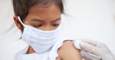 اعرف موعد تطوير موديرنا للقاح كورونا للأطفال
