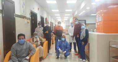 تعافى وخروج 9 حالات من فيروس كورونا بمستشفى العديسات للعزل بالأقصر