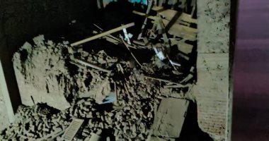 انهيار جزء من منزل غير مأهول بالسكان في قرية الصفيحة بطهطا سوهاج