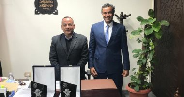 مدير معابد الكرنك يفوز بجائزة زاهي حواس لأفضل أثري فى وزارة السياحة لعام 2020