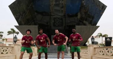 لاعبو منتخب البرتغال لكرة اليد يحتفلون بالتأهل بصور تذكارية من العاصمة الإدارية