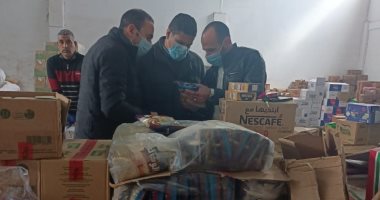 ضبط سلع غذائية منتهية الصلاحية داخل مخزن بقرية أبيس بالإسكندرية