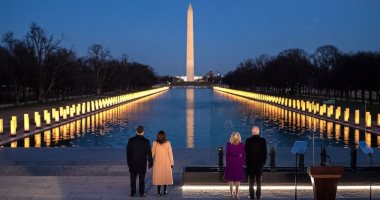 بايدن وهاريس يكرمان ضحايا كورونا أمام النصب التذكارى فى واشنطن.. صور