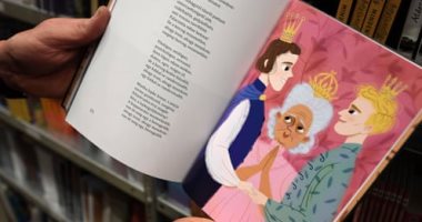 حكومة المجر توقف طباعة كتاب للأطفال يروج للمثلية الجنسية .. اعرف الحكاية