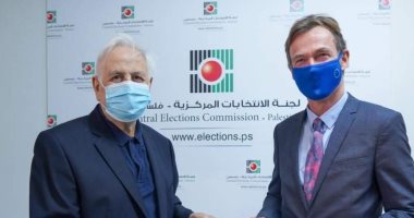 لجنة الانتخابات الفلسطينية تسلم الاتحاد الأوروبى دعوة للرقابة على الانتخابات