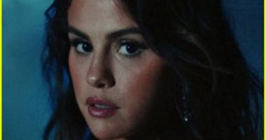 سيلينا جوميز تطرح "Baila Conmigo" ثانى أغانى ألبومها الإسبانى.. فيديو