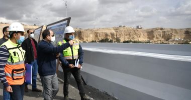 الرئيس السيسي يتفقد عددًا من مشروعات تطوير القاهرة الكبرى