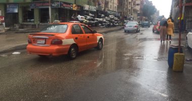 سقوط أمطار على الإسماعيلية وانتظام حركة الملاحة بقناة السويس.. صور