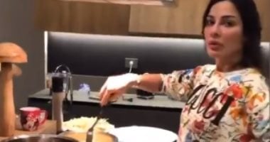 نادين نسيب نجيم تحتفل بعيد ميلادها بطبخ "كاربونارا" مع أصدقائها.. فيديو وصور