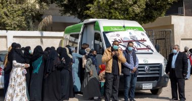 محافظ قنا‪ :‬الكشف على 1100 حالة خلال قافلة طبية بقرية عزبة البوصة