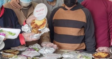 وجبات مجانية لأطفال الشوارع ومرضى الأورام بمطبخ الخير  بالغربية.. فيديو