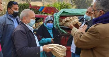 مصادرة 9000 رغيف خبز مُدعم محمل على سيارة نصف نقل قبل تهريبه بالشرقية