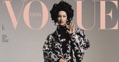 بيلا حديد تخطف الأنظار بجلسة تصوير "مزخرفة" لغلاف مجلة Vogue الإسبانية.. صور