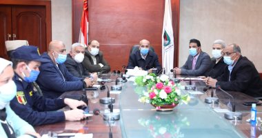 لجنة مواجهة الأزمات والكوارث ترصد سوء الأحوال الجوية على مدار الساعة بسوهاج