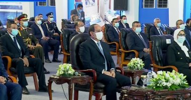 الرئيس السيسى: "الشعب المصرى هو اللى بيصرف مش الدولة"