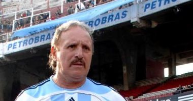 وفاة الأرجنتينى لوكيه بطل مونديال 1978 بسبب كورونا