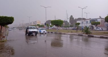 أمطار فى بورفؤاد وشرق بورسعيد وانخفاض شديد بدرجات الحرارة.. صور