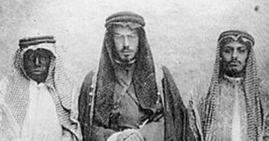 كواليس جلسة مصطفى المراغى مع الكاتب الإسبانى محمد أسد