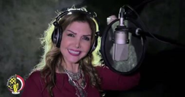 نادية مصطفى تطرح أغنيتها الجديدة "محتاجة"
