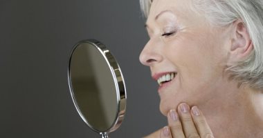 وصفات طبيعية للتخلص من تجاعيد حول الفم.. نتيجة فعالة بأقل التكاليف