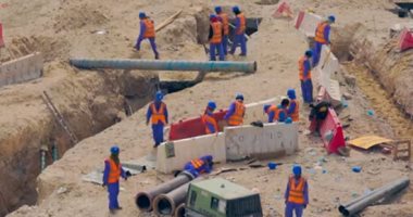 معاناة وأزمات.. تقرير يكشف انتهاكات نظام تميم ضد العمالة الأجنبية