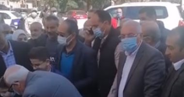 افتتاح شارع البدرى فرغلى فى بورسعيد بعد أيام من وفاة البرلمانى السابق.. فيديو