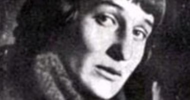 آنا أخماتوفا شاعرة ابتعدت عن الشعر لمدة 18 عاما بسبب زوجها.. إيه الحكاية؟